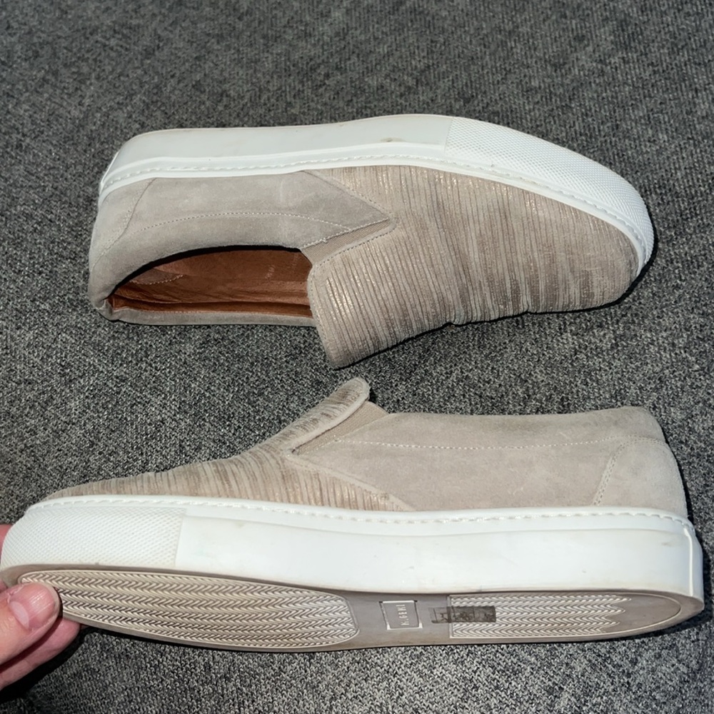 M. Gemi Sneakers EUC 8 - Picture 8 of 12